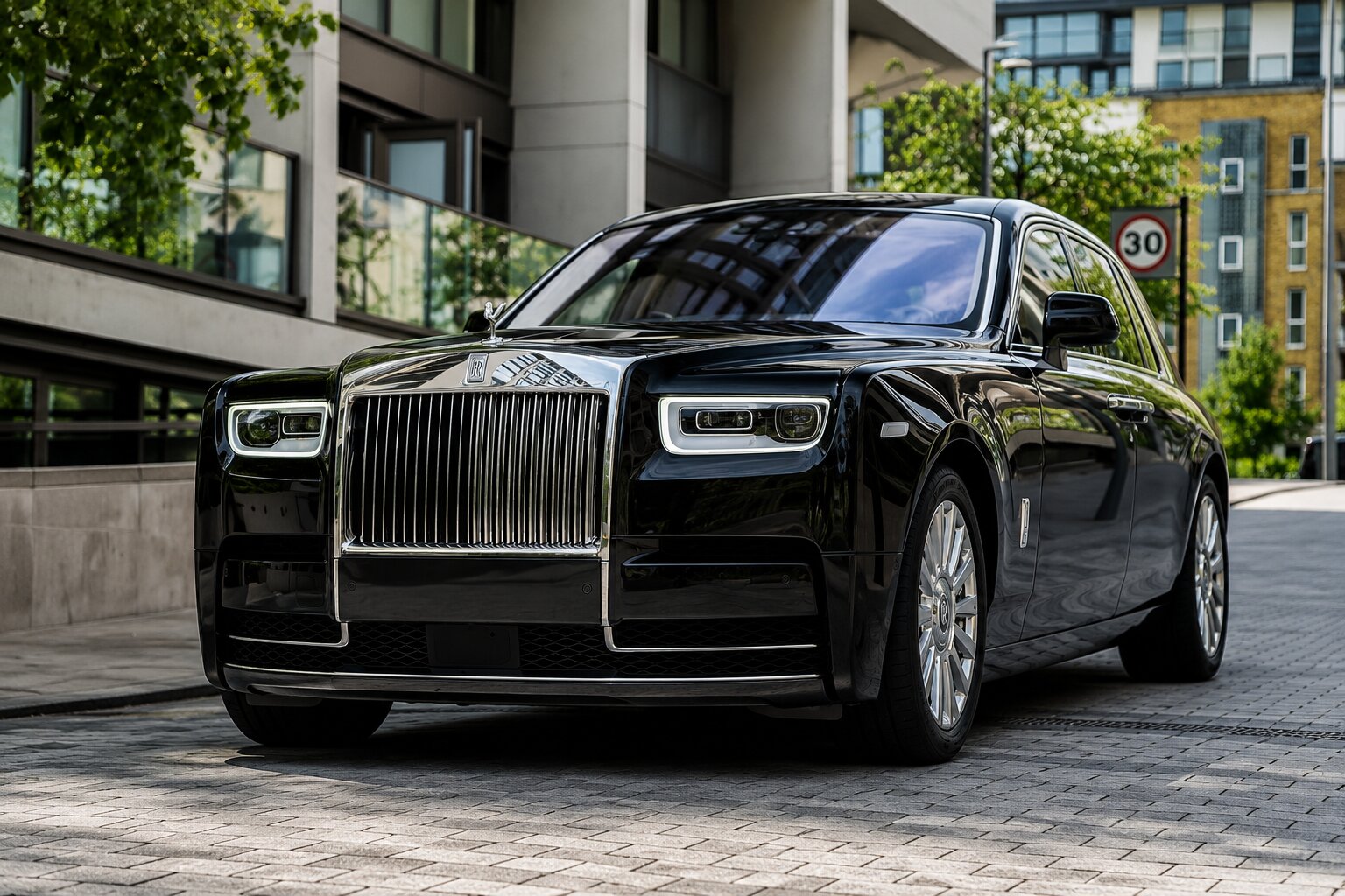Rolls-Royce Phantom New York luxury chauffeur car